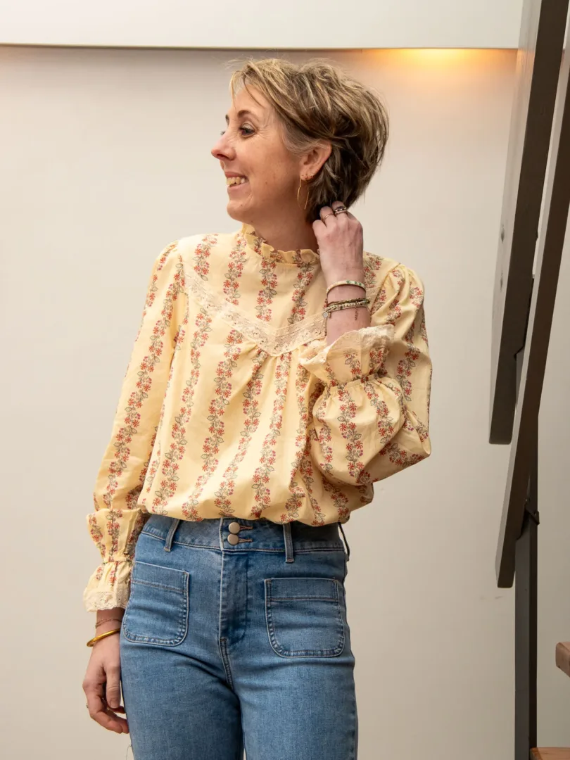 Chemise beige motifs LORNA – Image 3